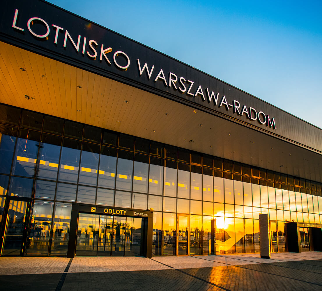Sprzątanie po budowie lotniska